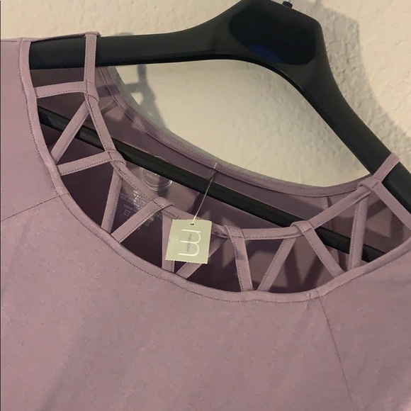 NWT Lavender Blouse w/ unique neck design! - Picture 7 of 7